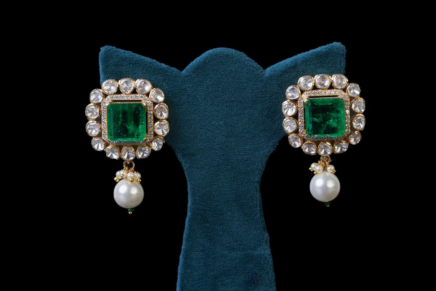 Emerald Polki Pearl Drop Necklace Set