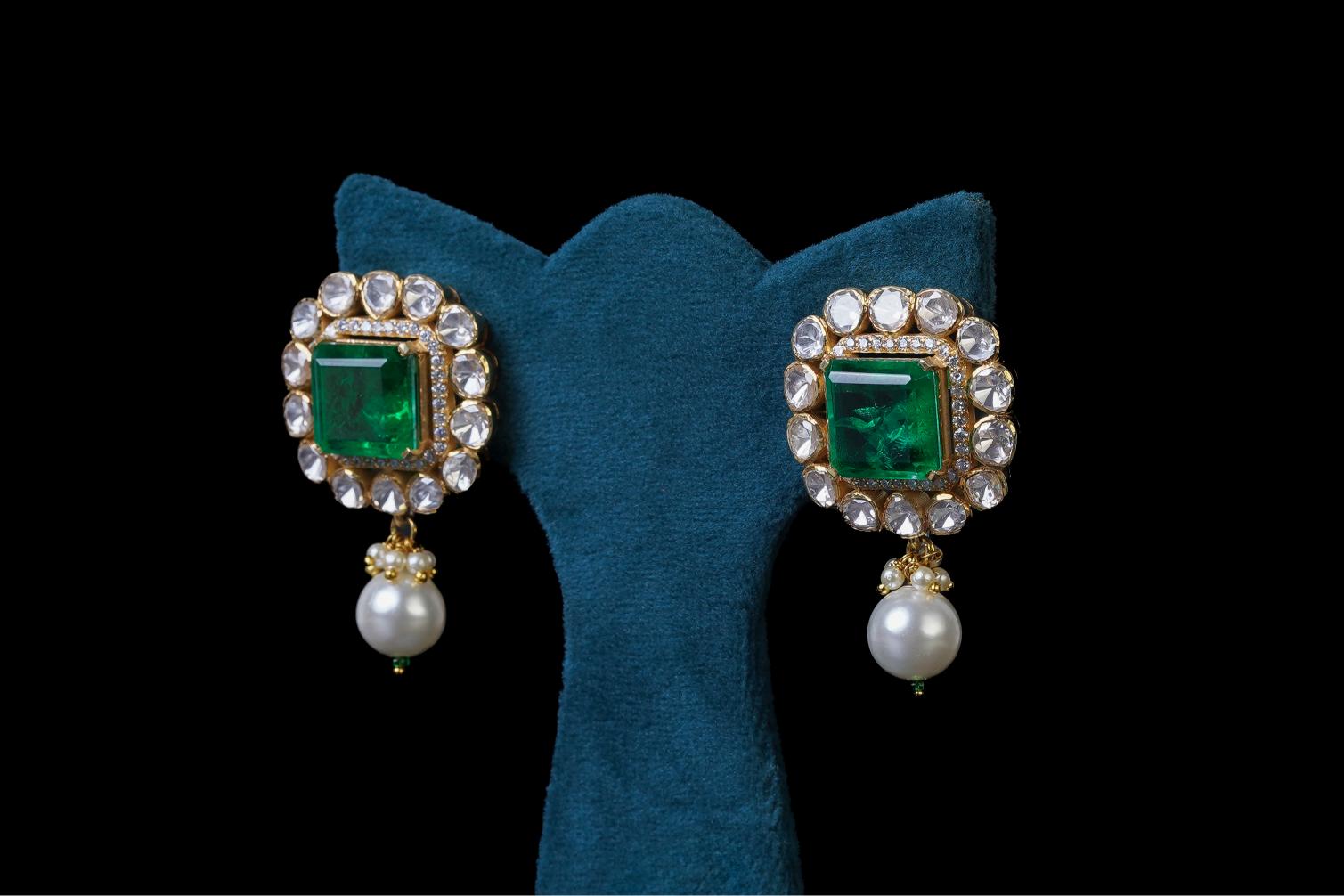Emerald Polki Pearl Drop Necklace Set