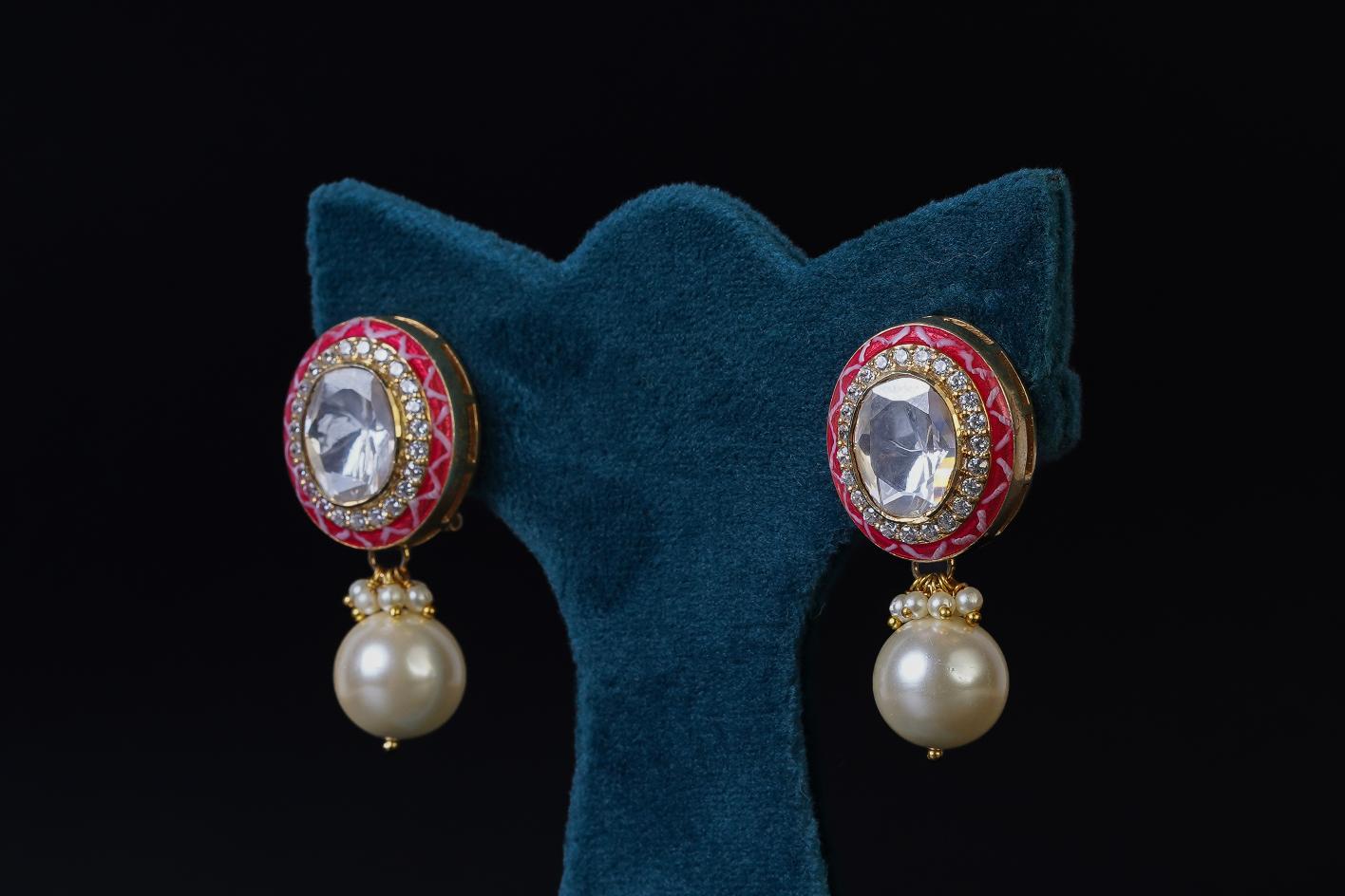 Kundan Round Stud with White Pearl Drop