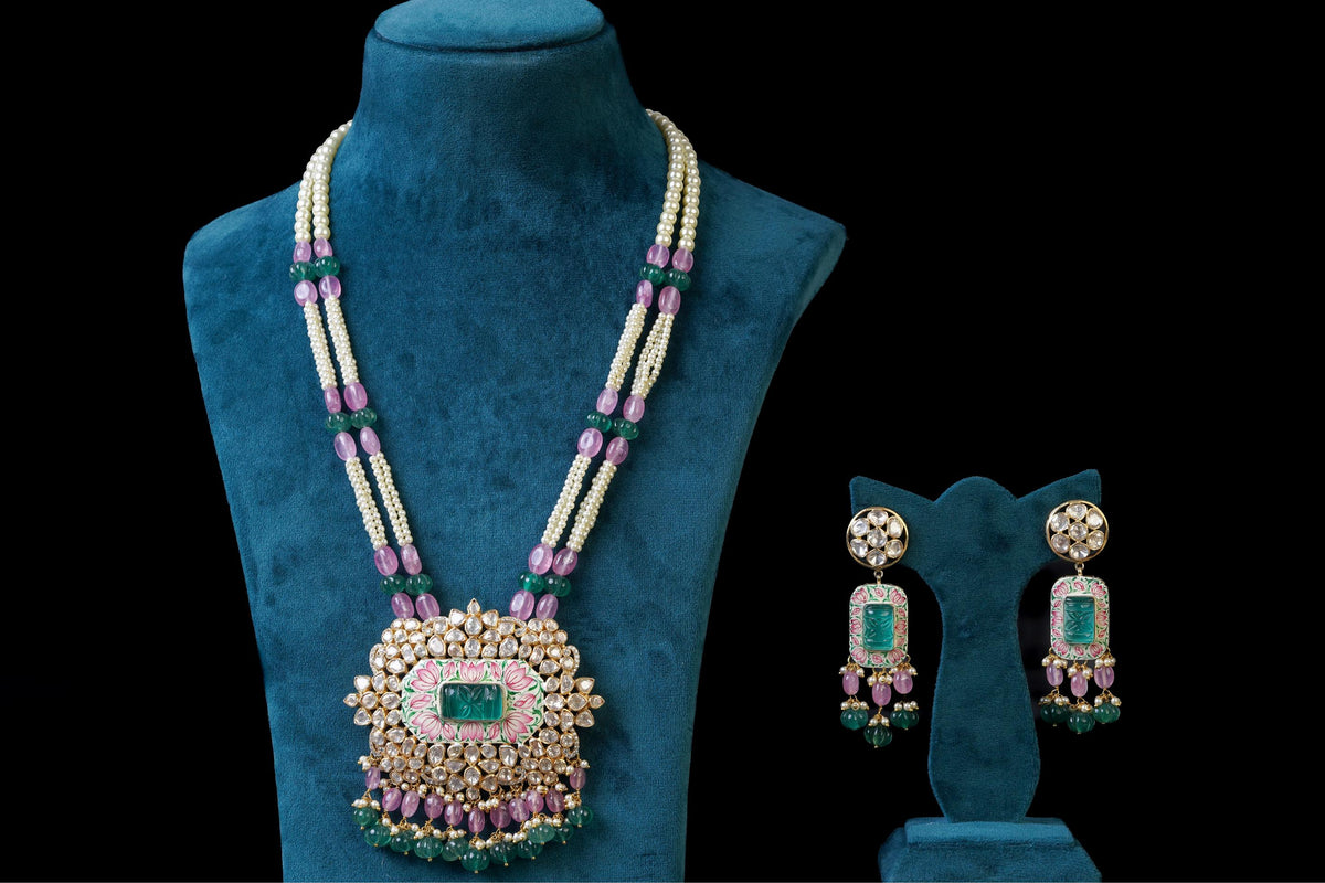 Emerald Polki Pendant Necklace Set