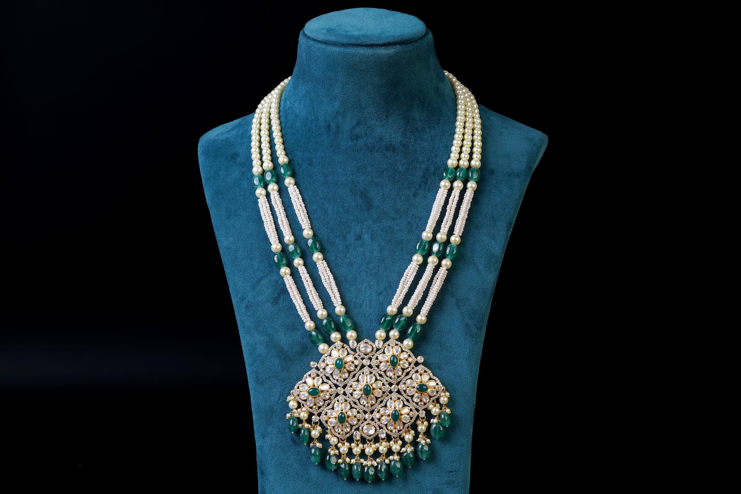 Green Floral Necklace Set