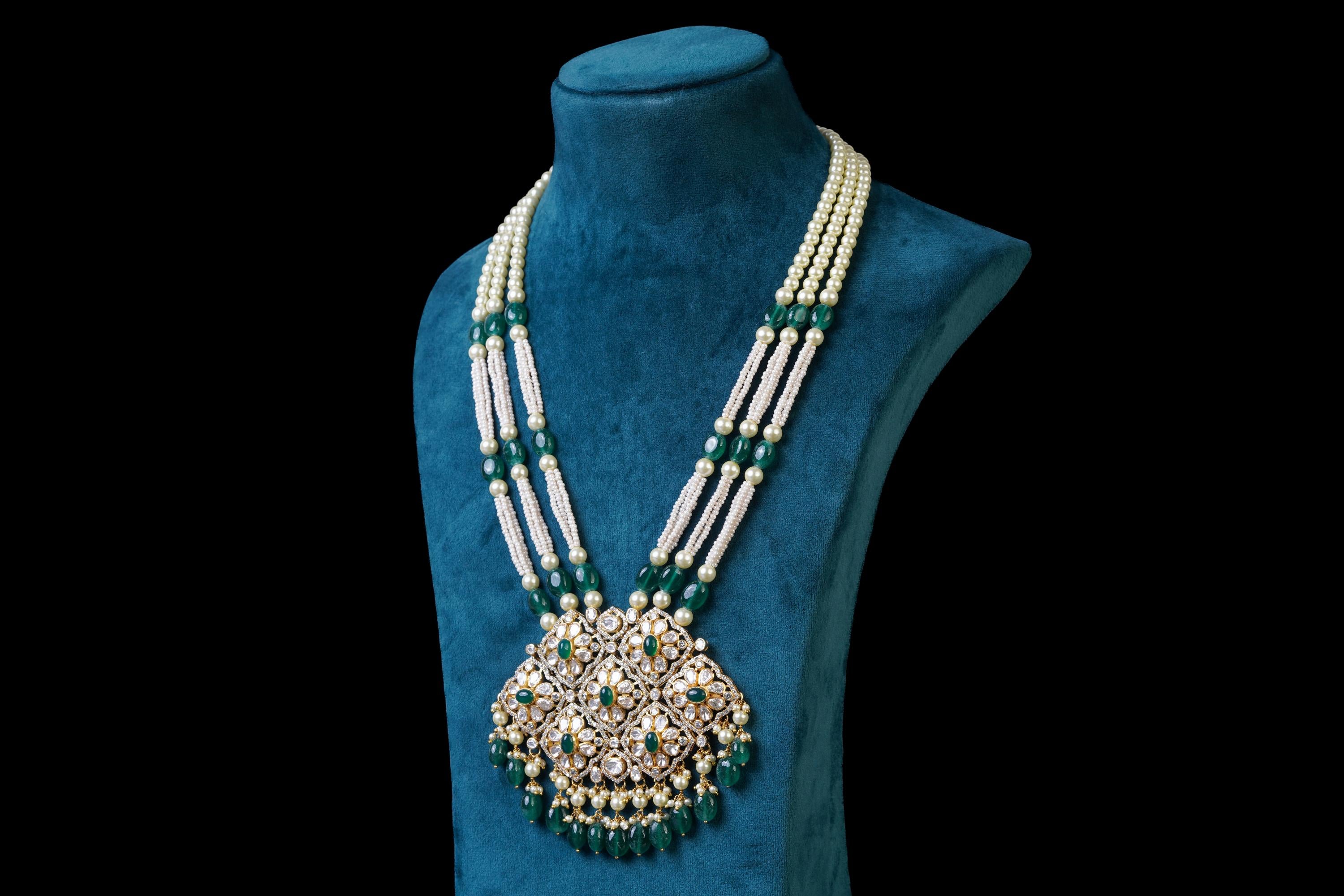 Green Floral Necklace Set