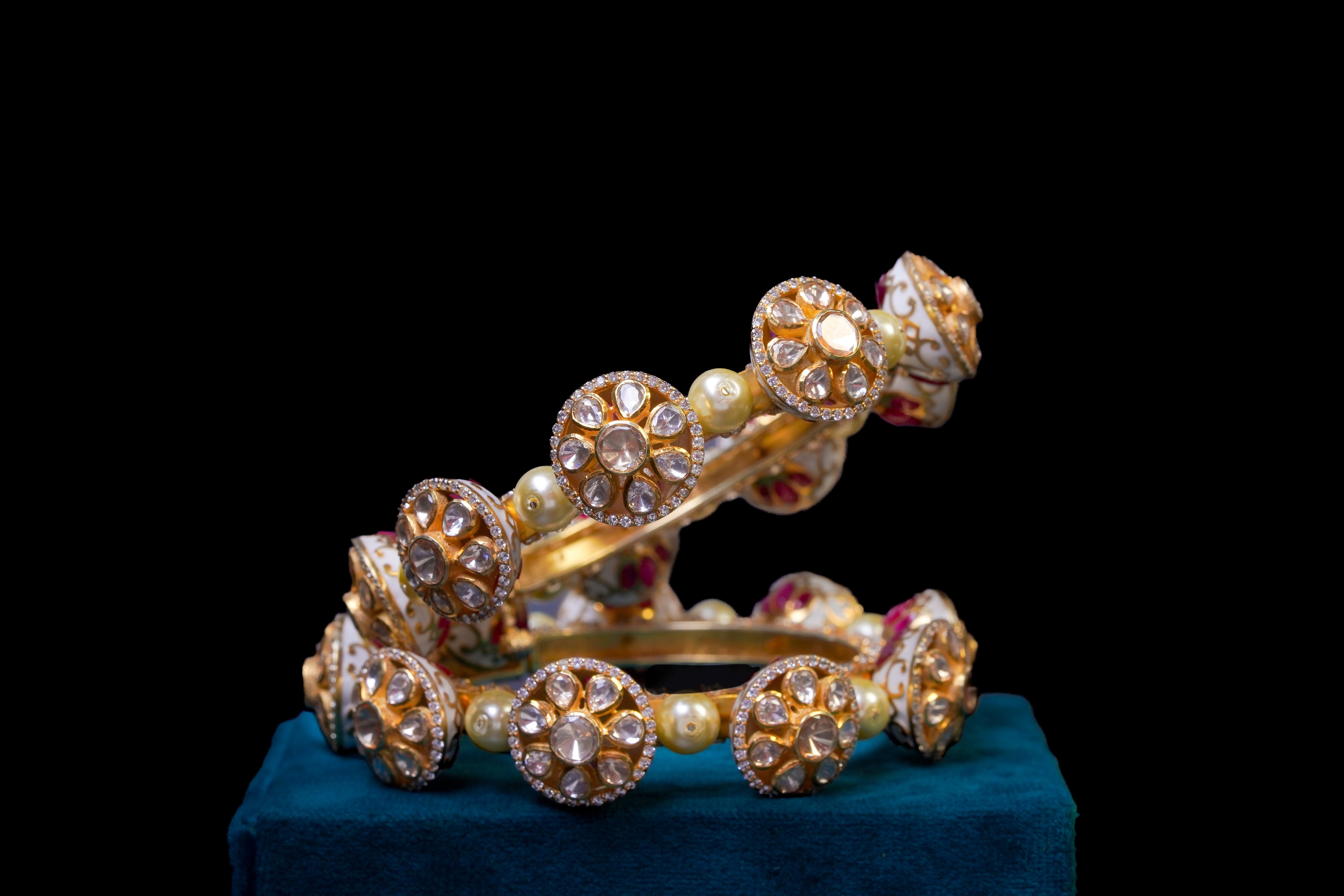 Kundan Pearl Floral Bangle