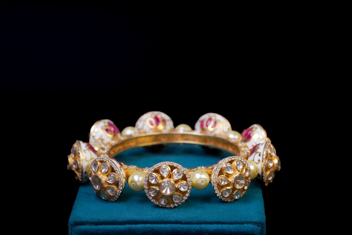 Kundan Pearl Floral Bangle