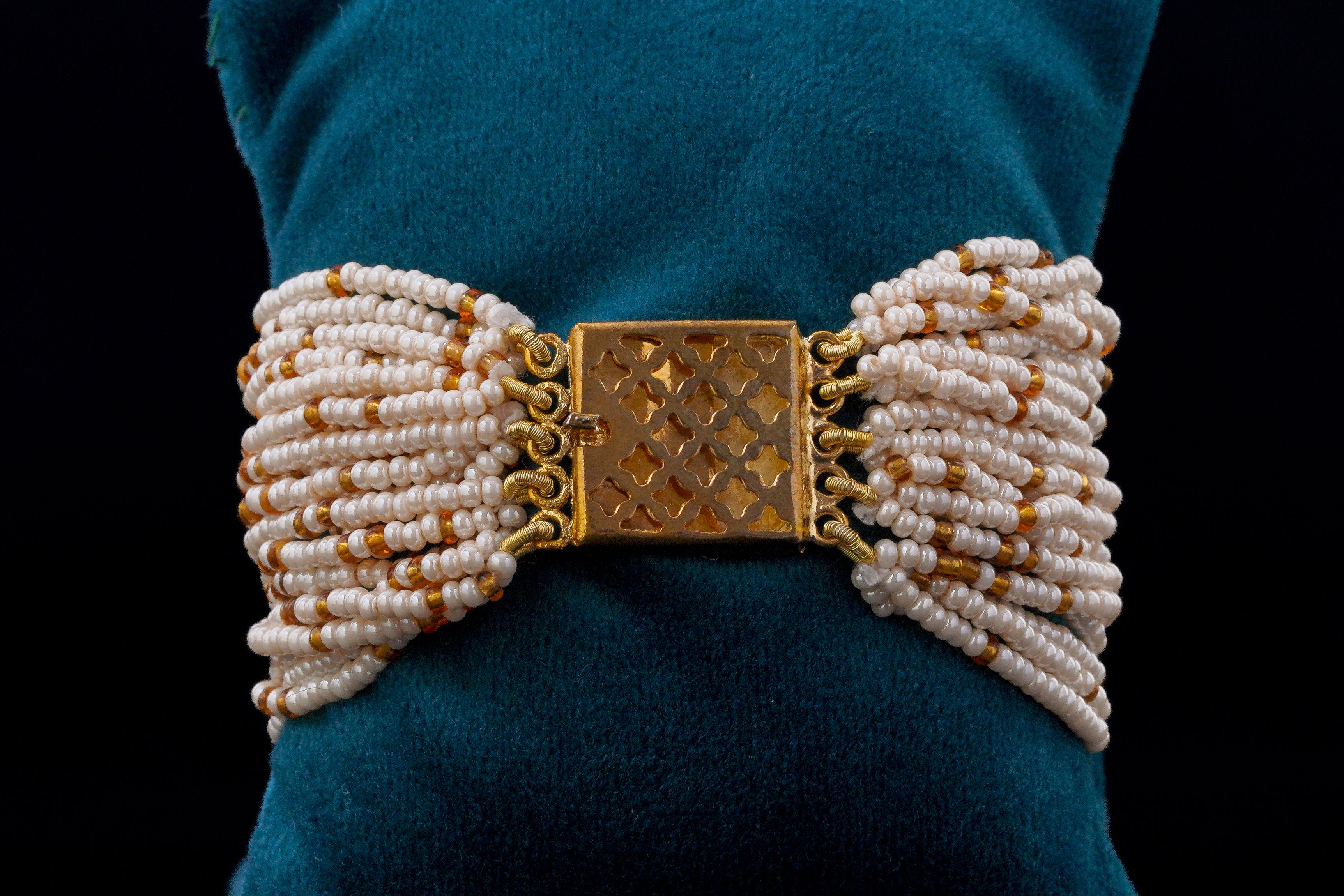 Silver Kundan Pearl Bracelet