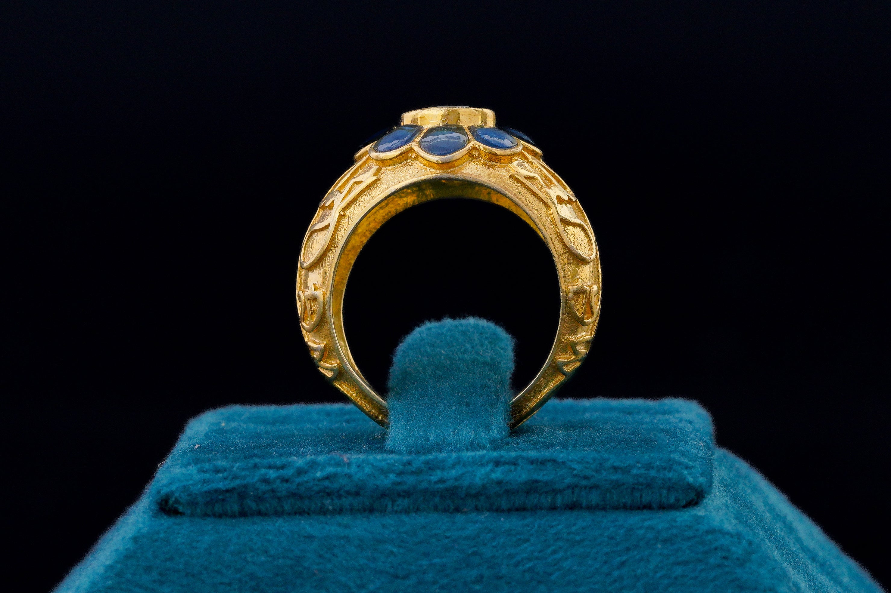 Blue Floral Kundan Silver Ring
