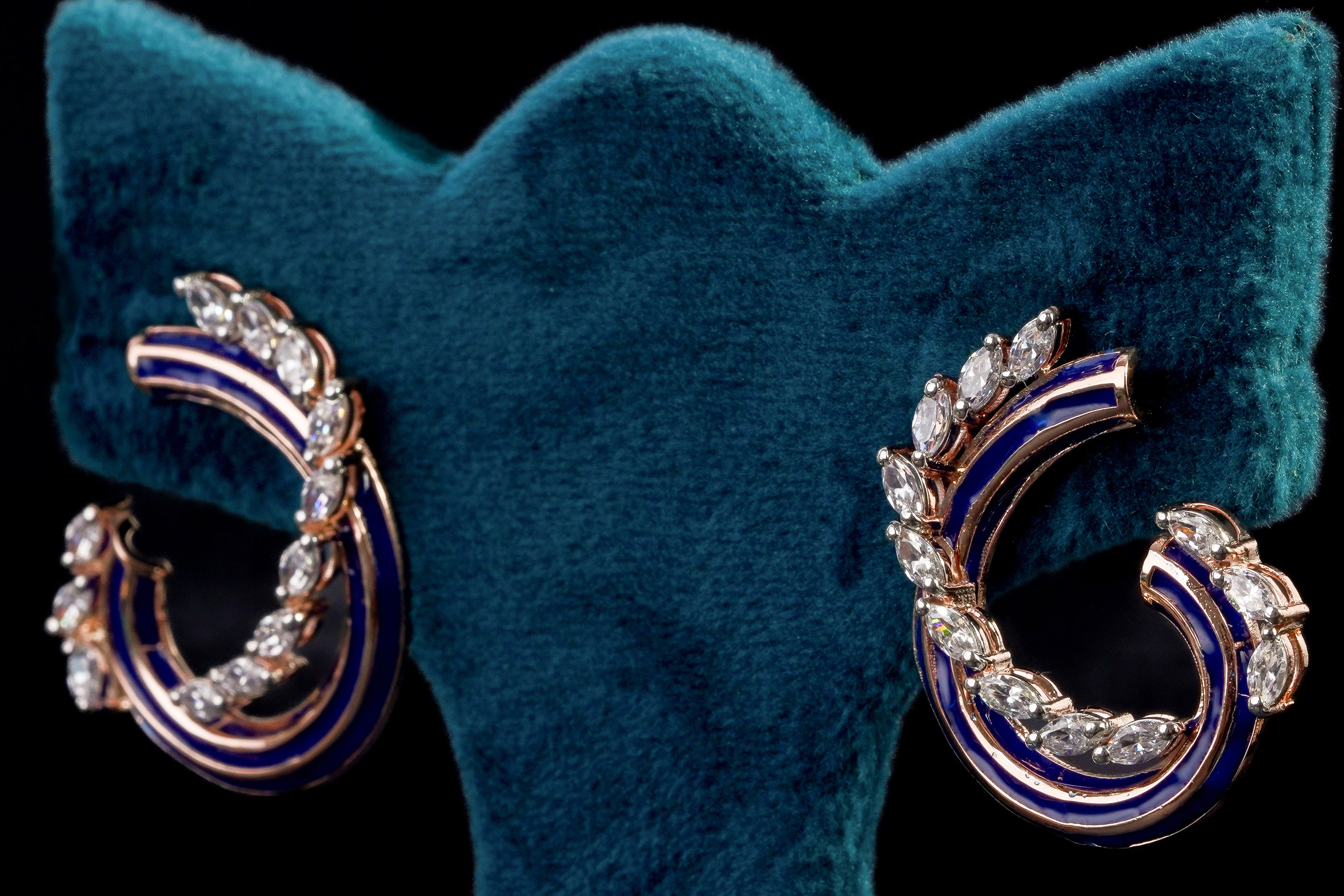 Diamond Sky Elegance Silver Earrings