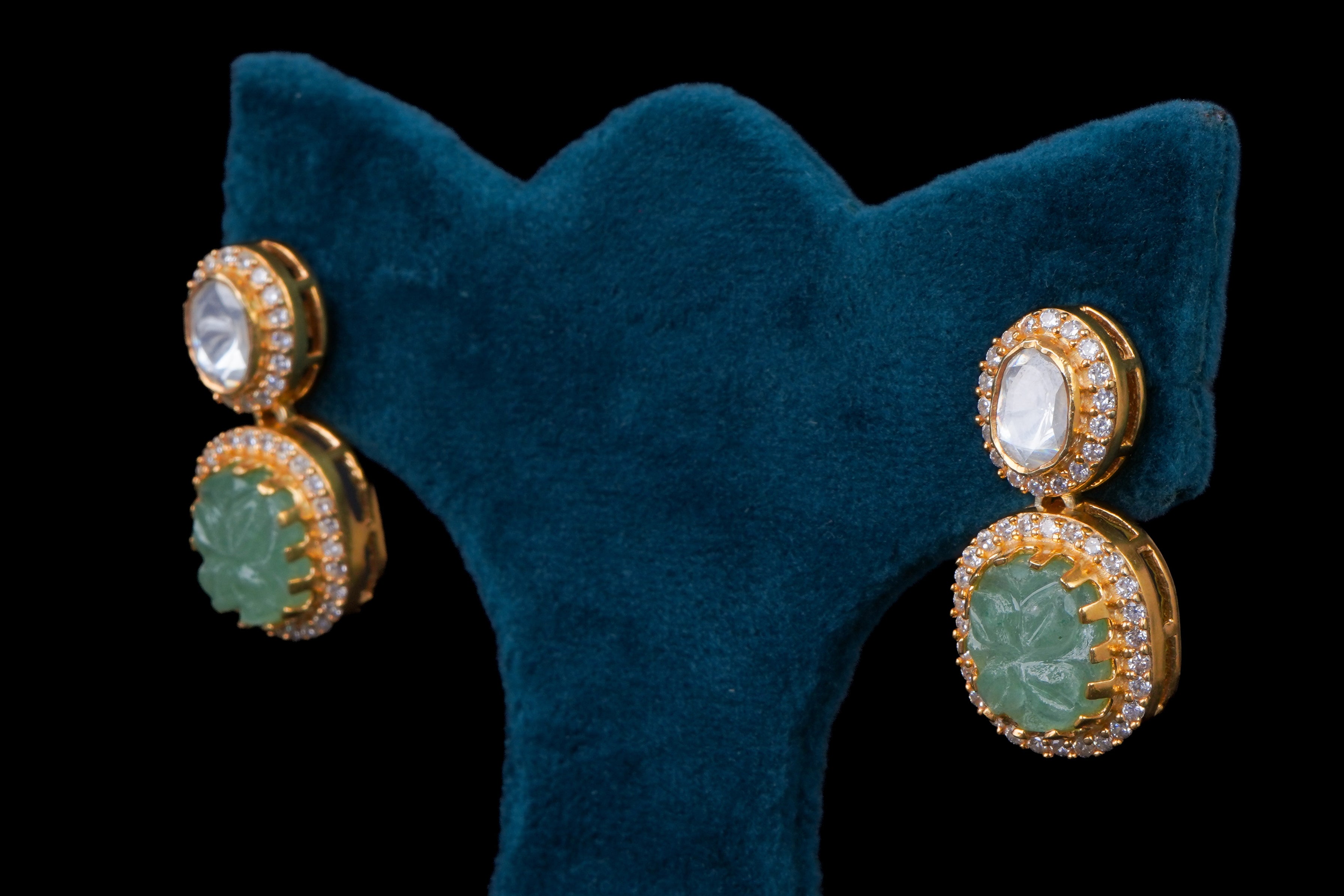 Polki Green Stone Pendant Necklace Set
