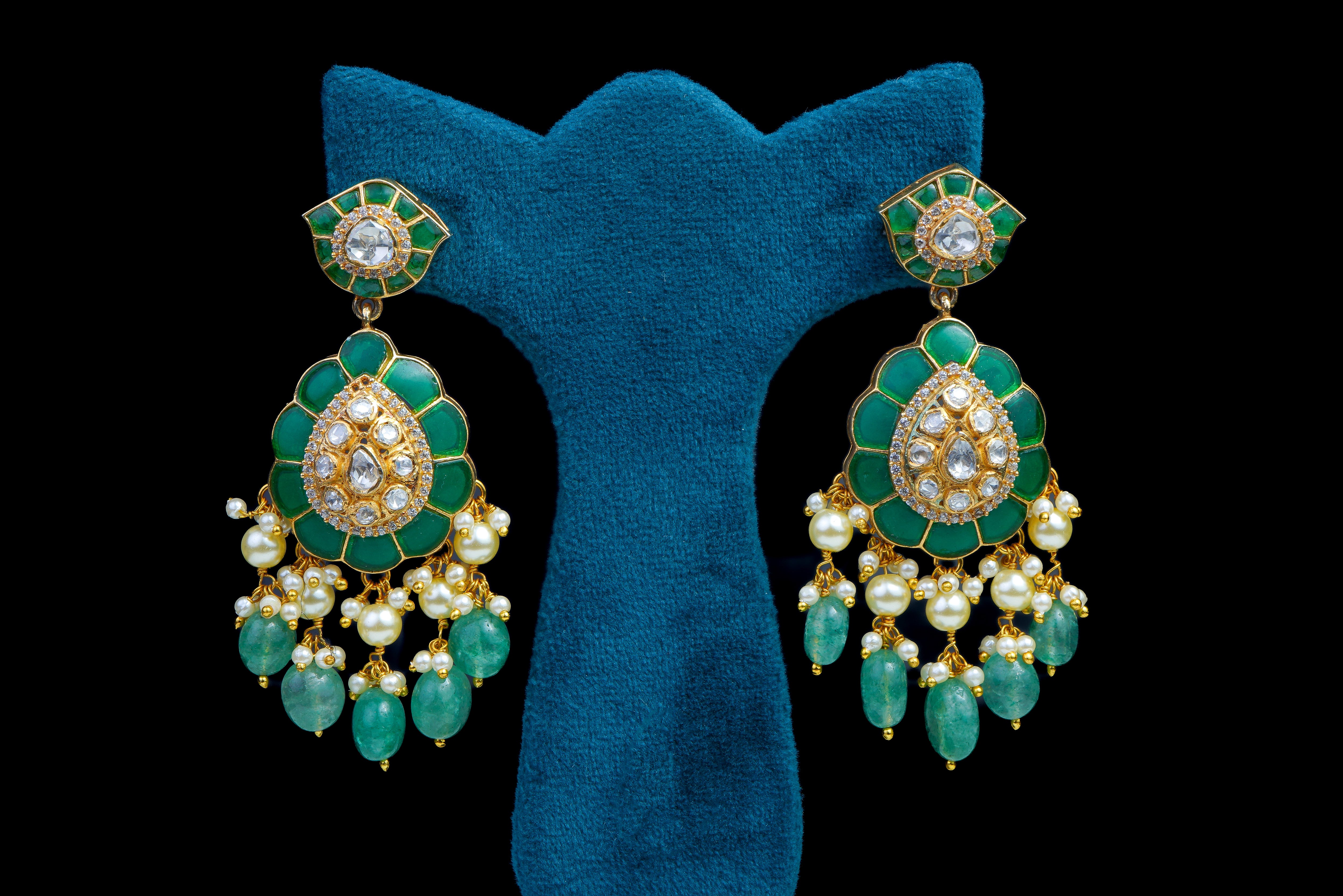 Royal Pearl & Emerald Bridal Necklace Set