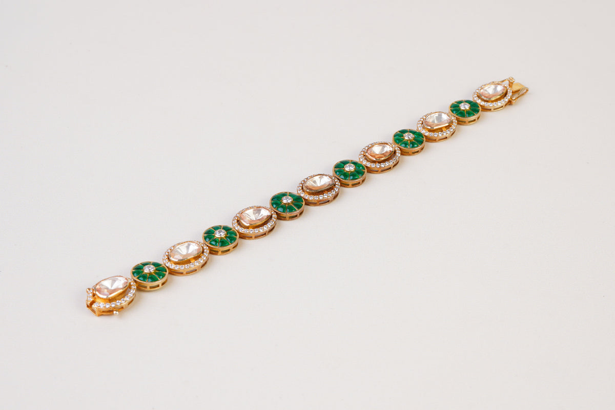 Elegant Polki Diamond & Emerald Floral Gold Bracelet