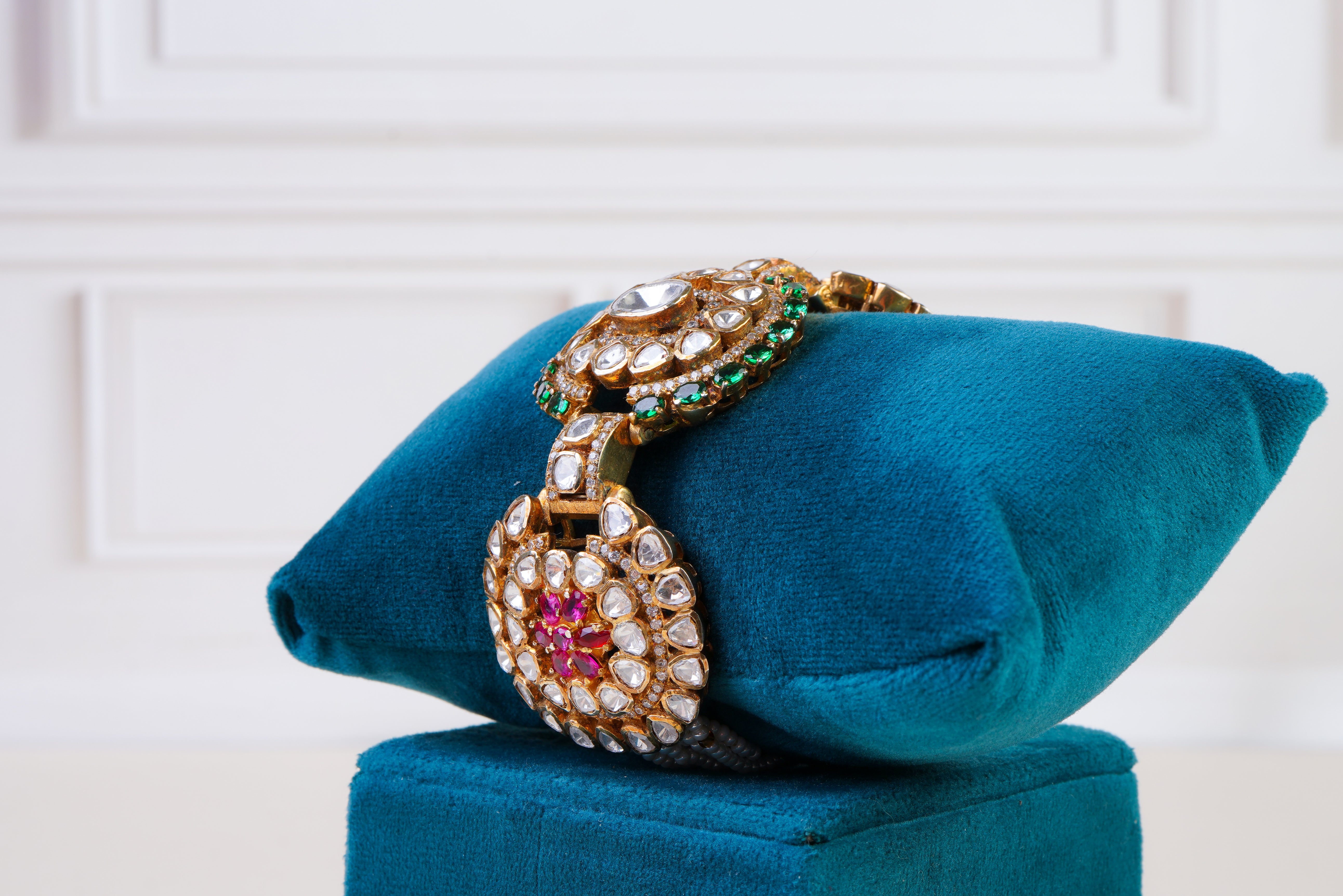 Elegant Pearl & Polki Statement Bracelet