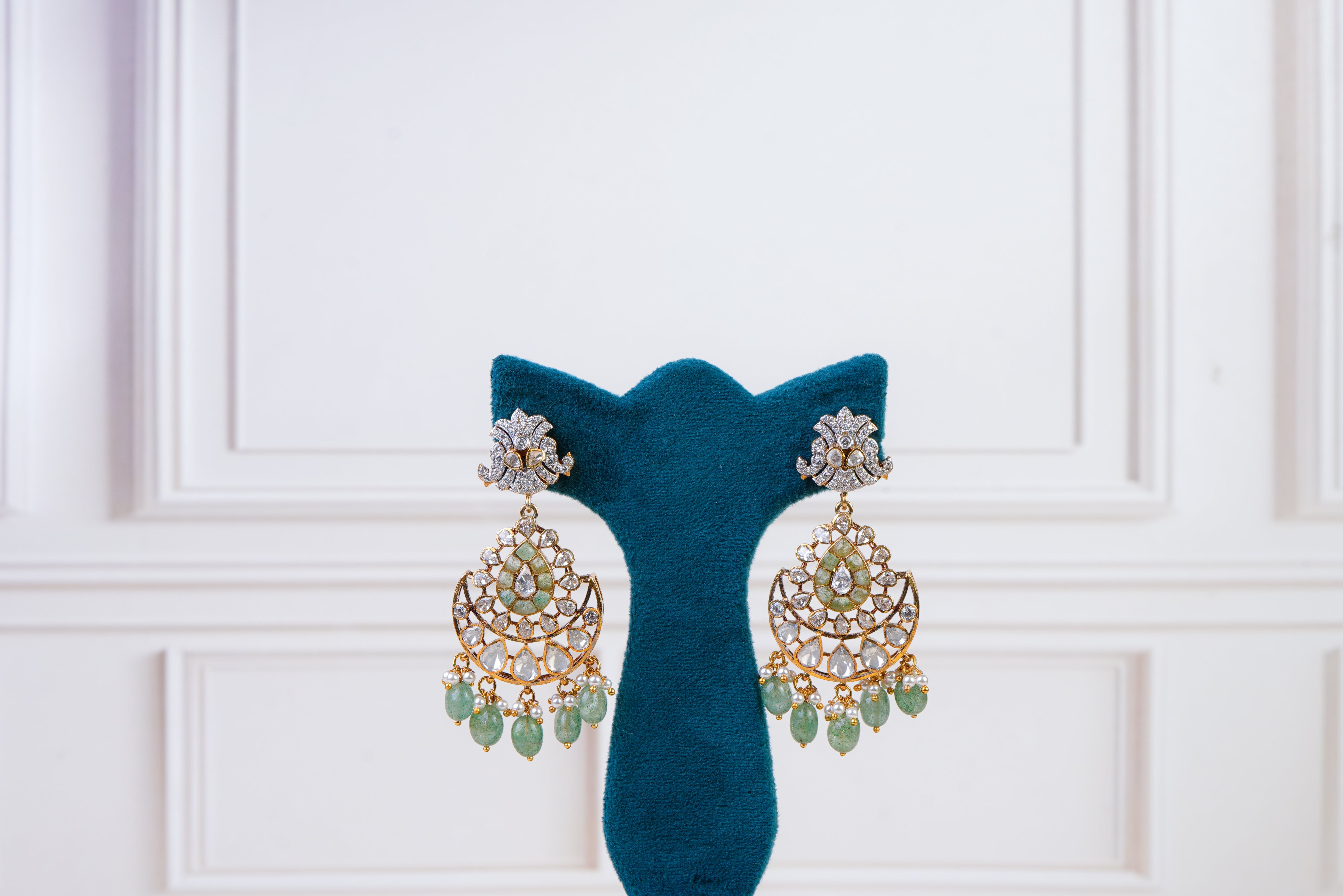Luxury Polki Statement Necklace Set with Emerald Drops