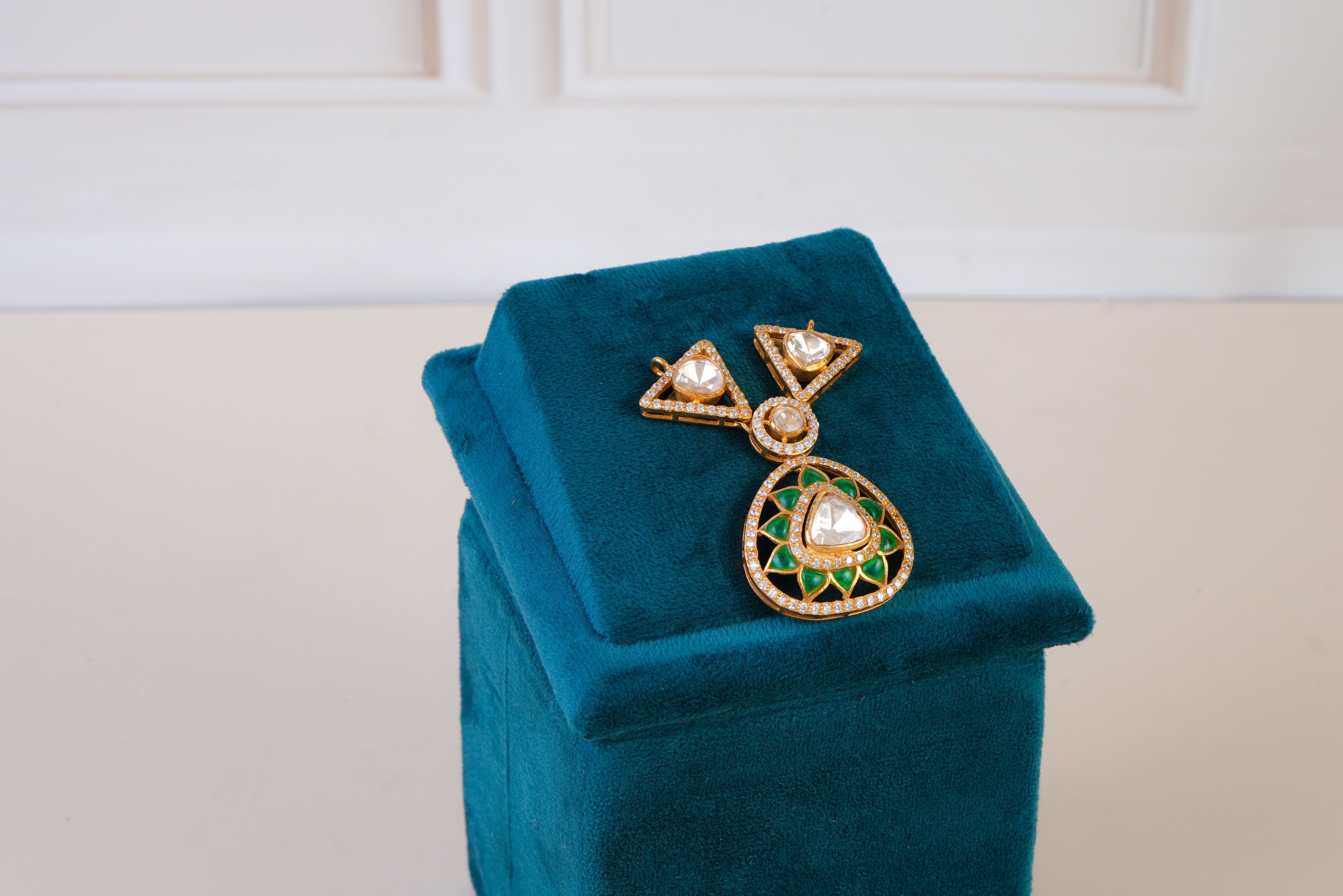 Emerald Polki Pendant with Triangle Stud Earrings