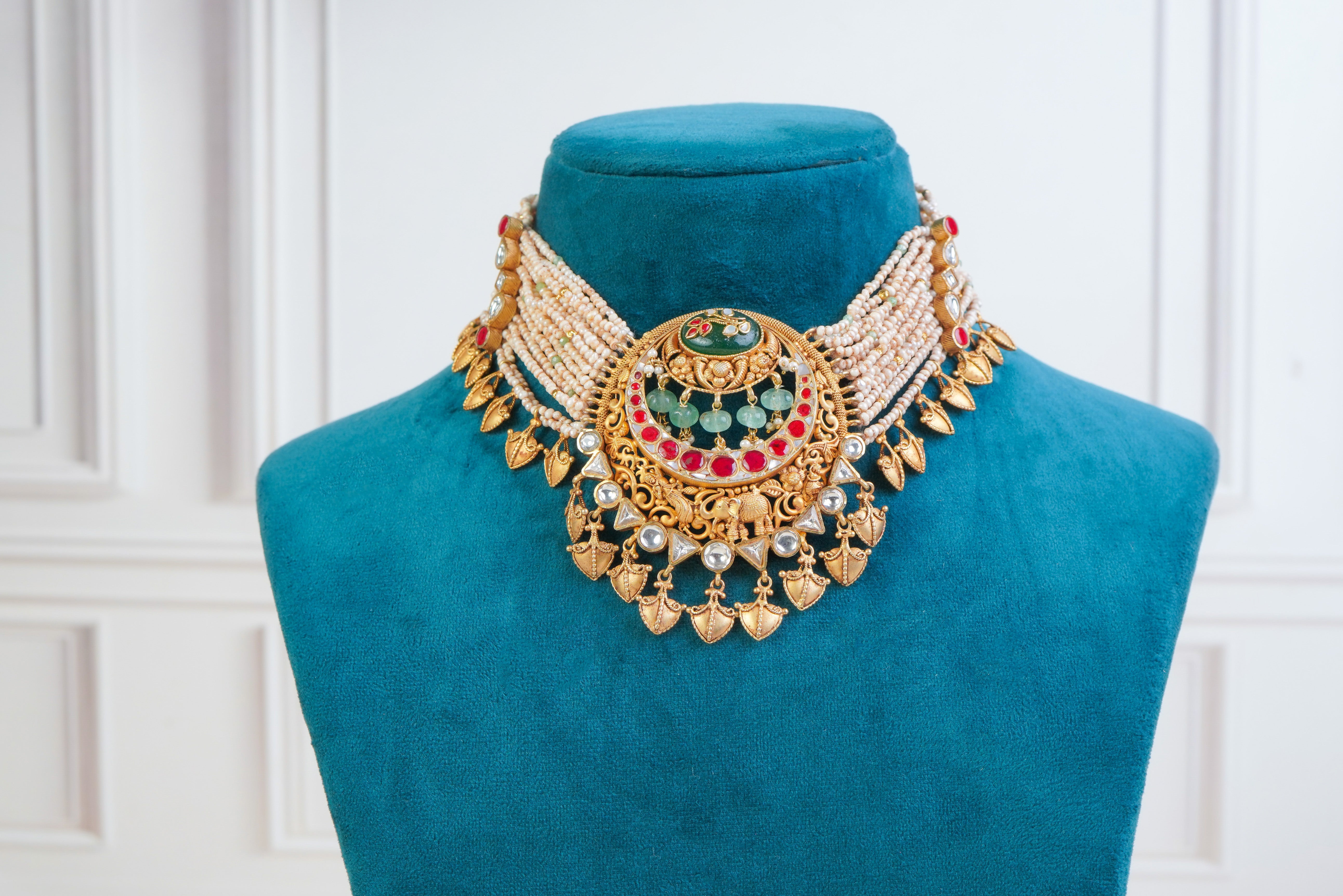 Heritage Choker Set