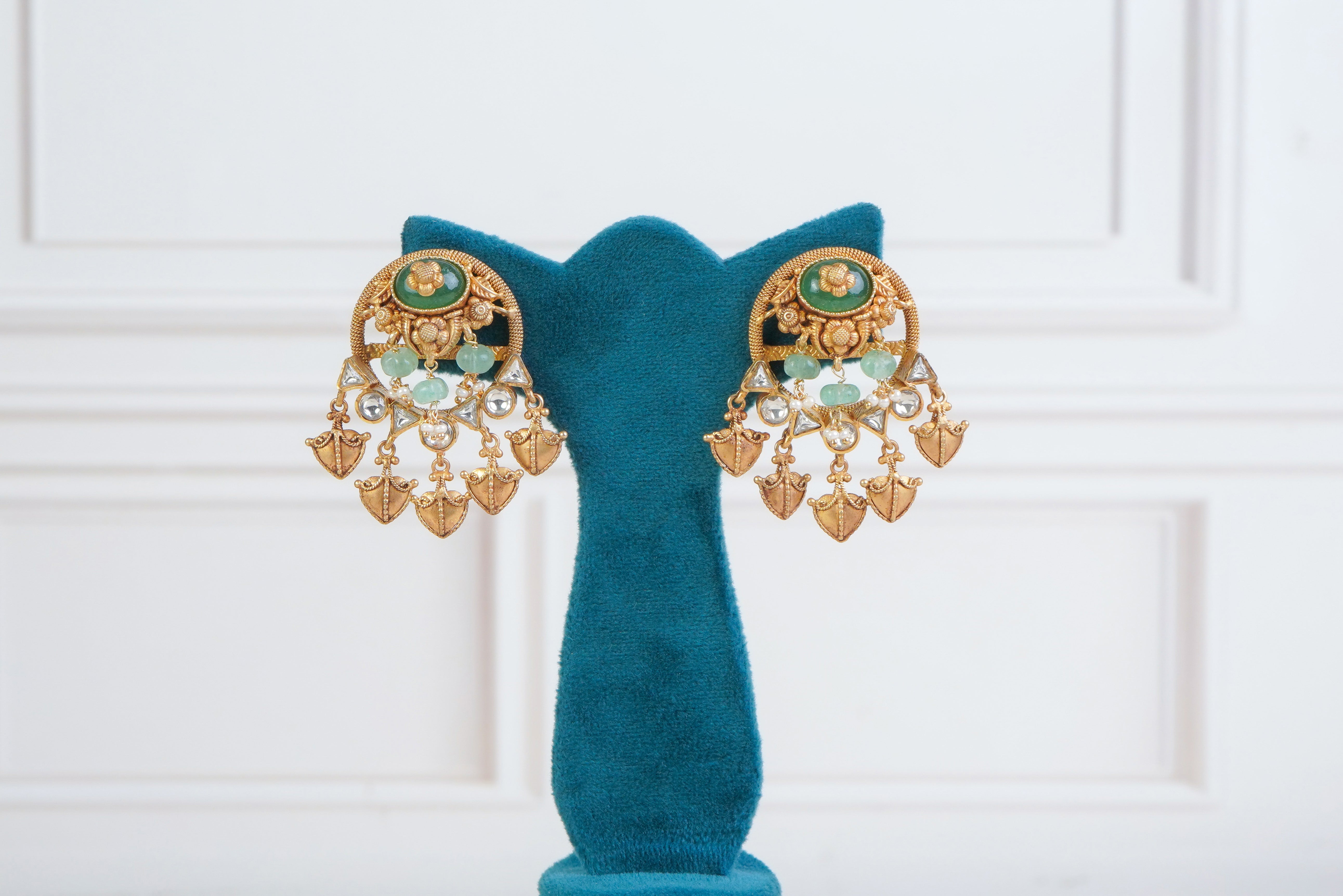 Heritage Choker Set