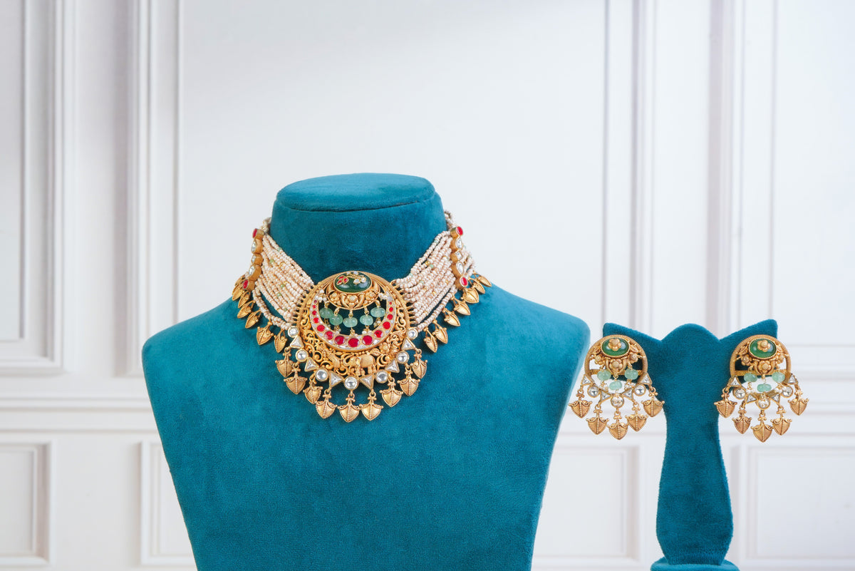 Heritage Choker Set