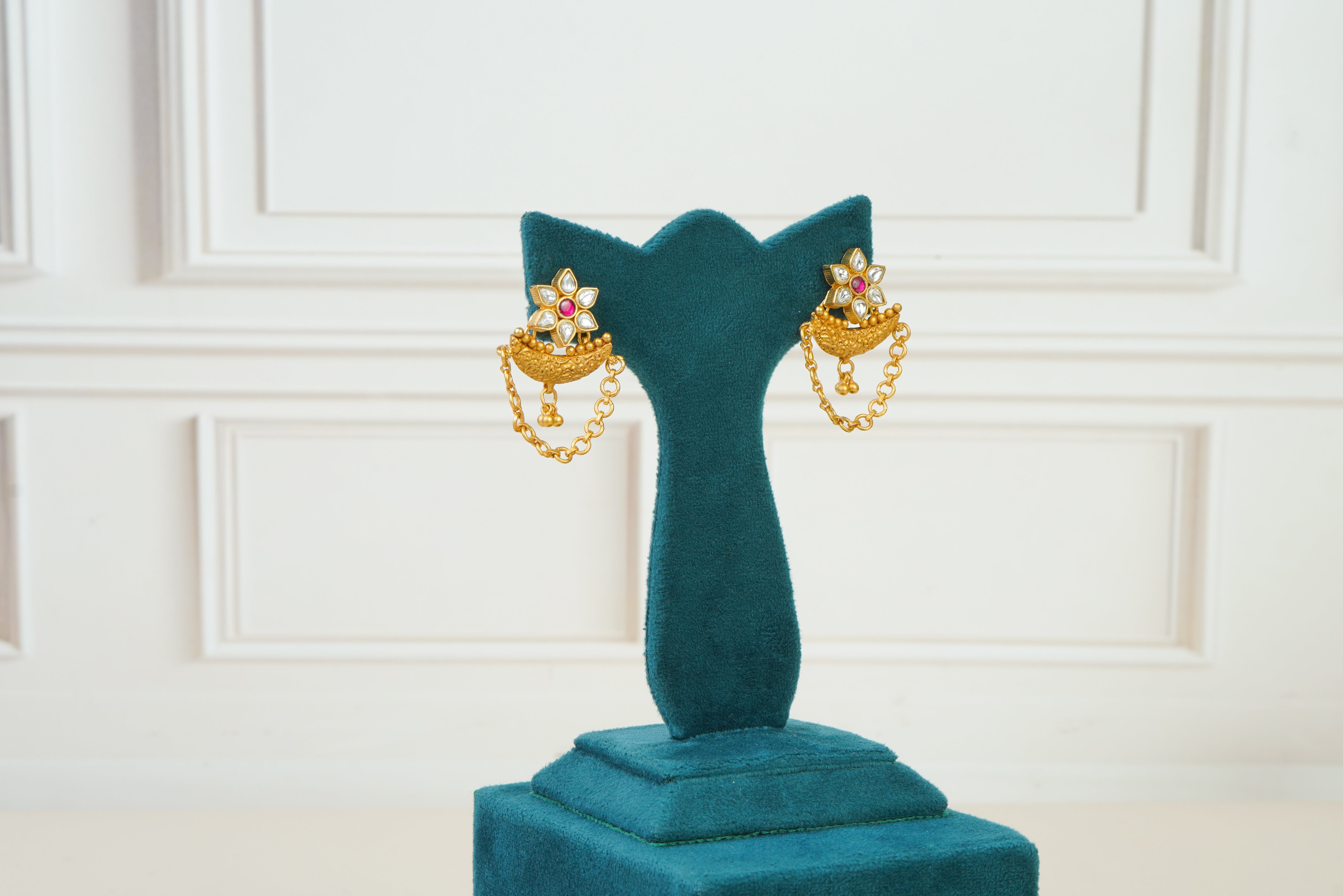 Floral Heritage Choker Set