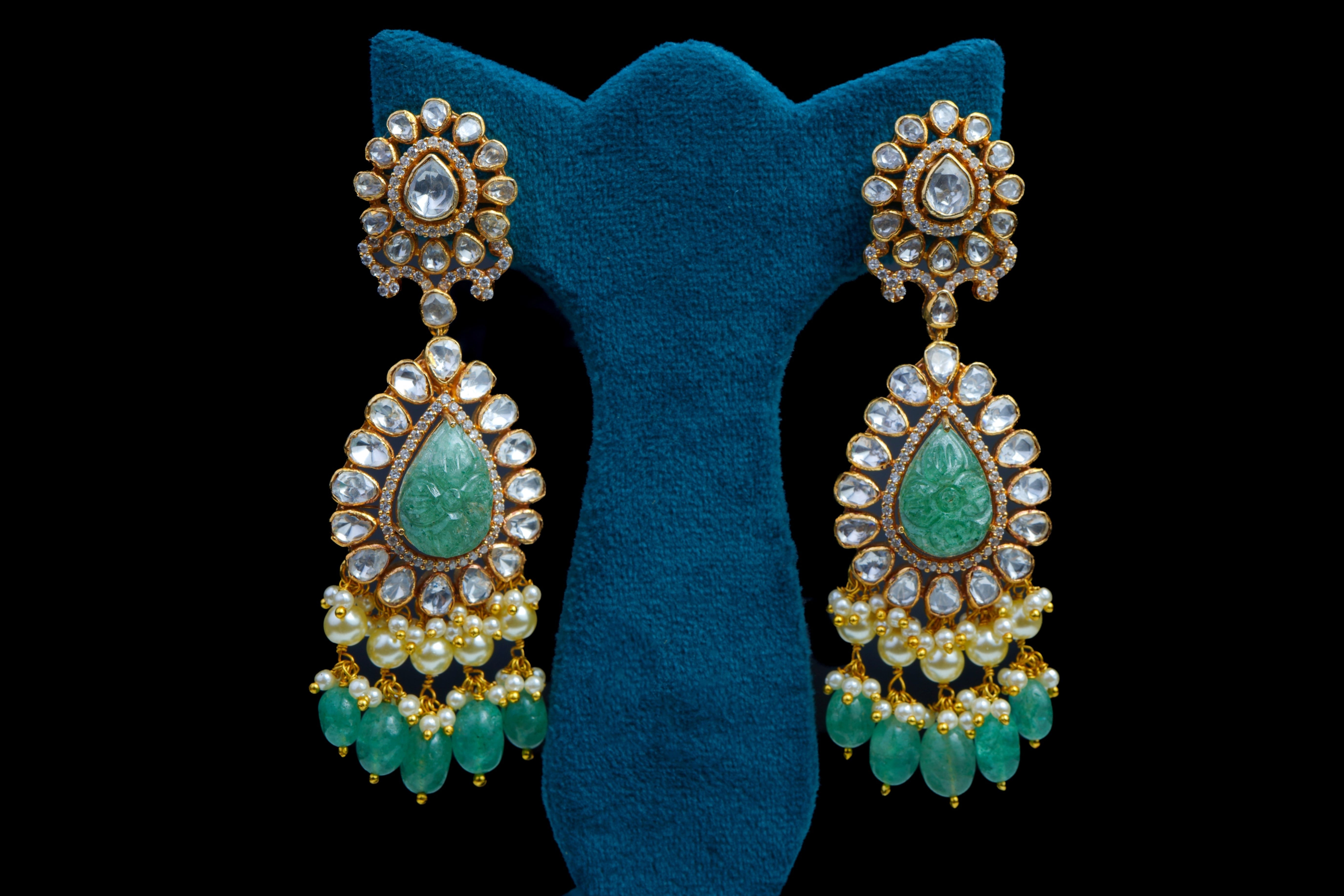Kundan Choker with Emerald Drops