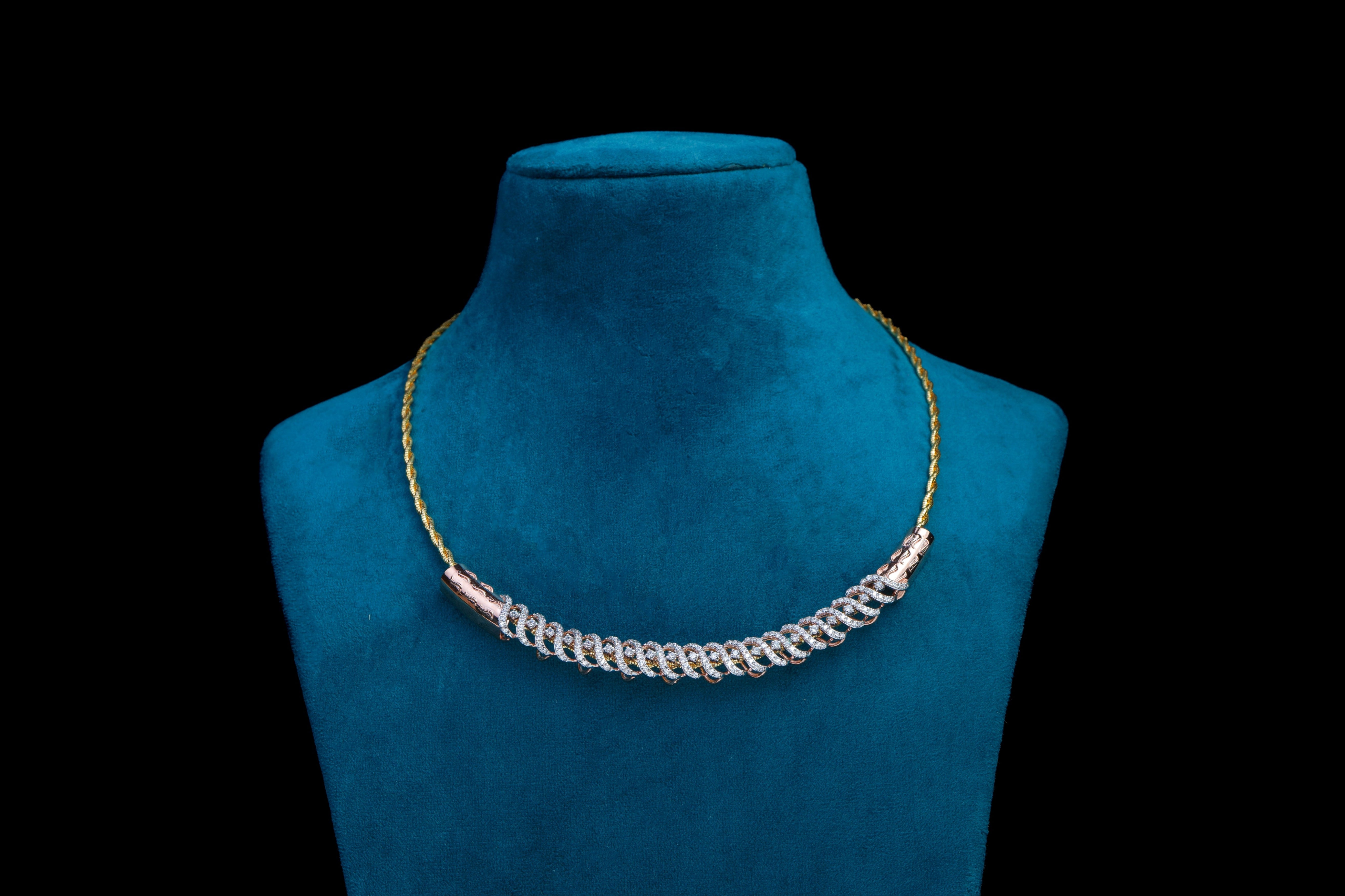 Elegant Diamond Curve Necklace Set In Silver