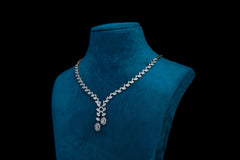 Elegant Diamond Vine Necklace Set In Silver