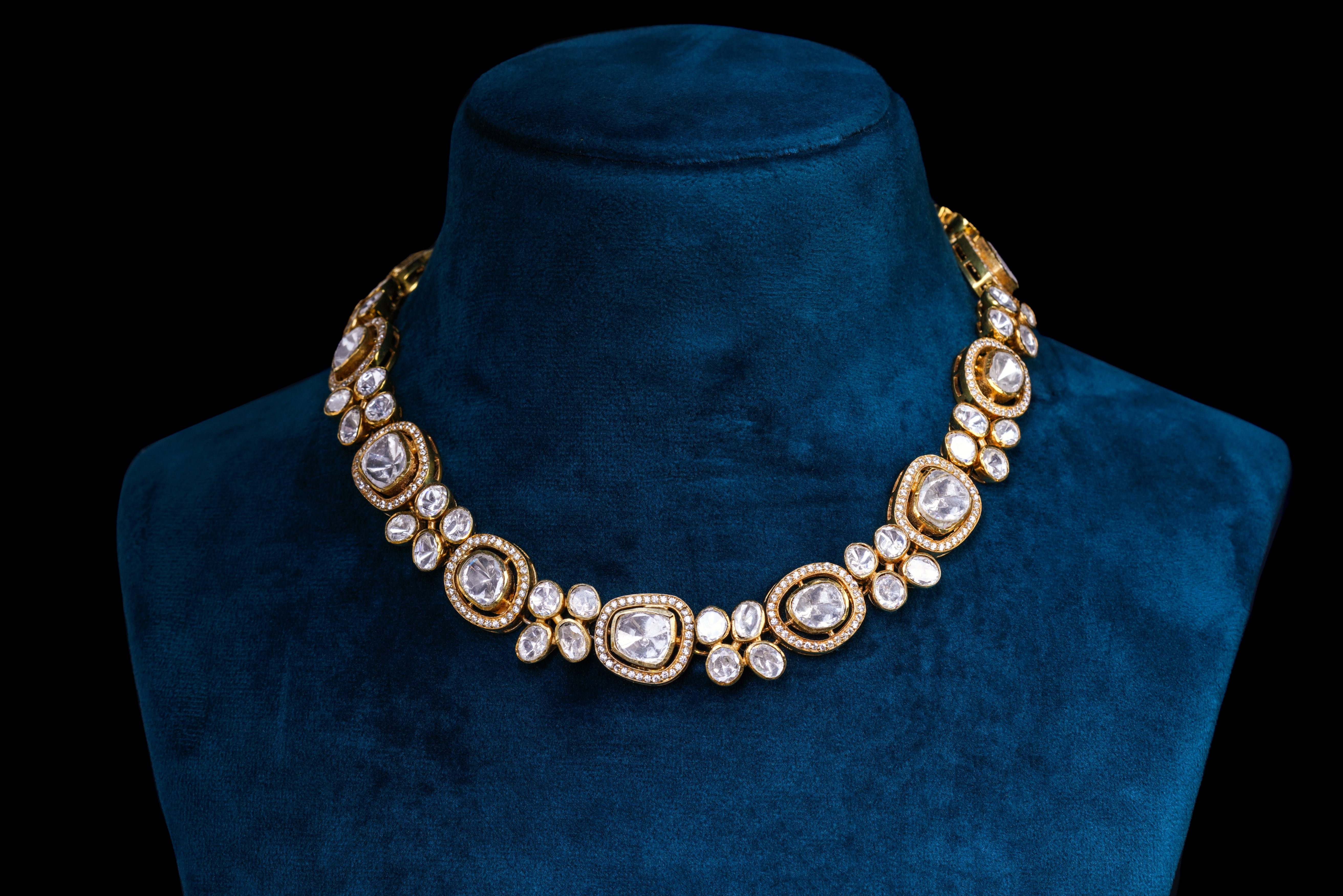Classic Polki Diamond Necklace Set